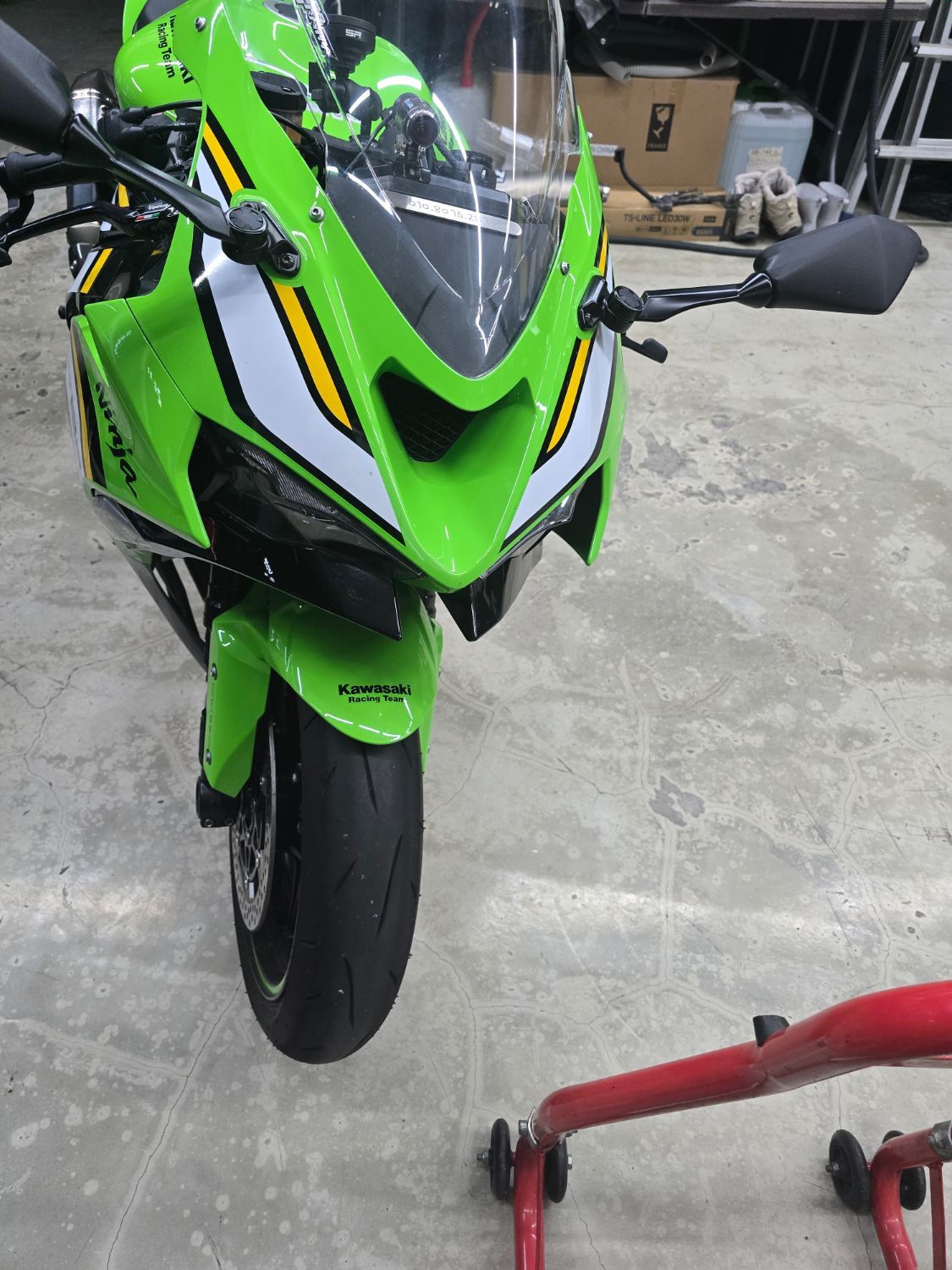 가와사키 닌자 ZX-6R thumb 2