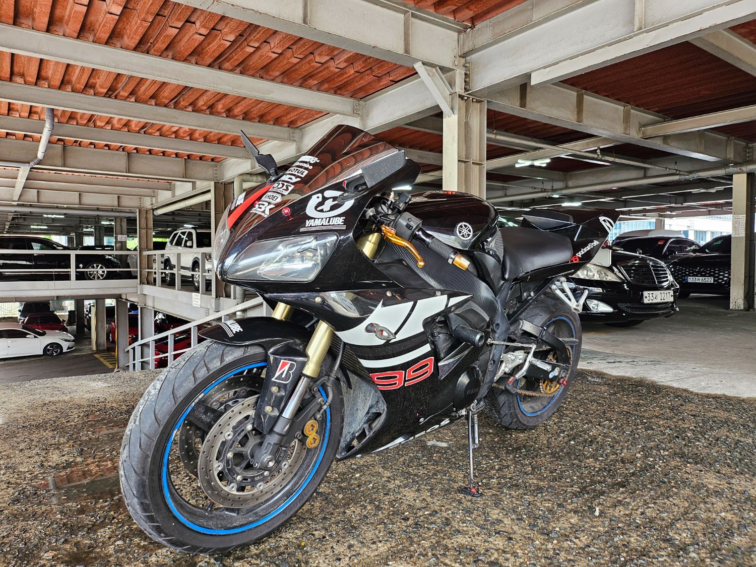 야마하 YZF R1 2002 블랙 사진 1