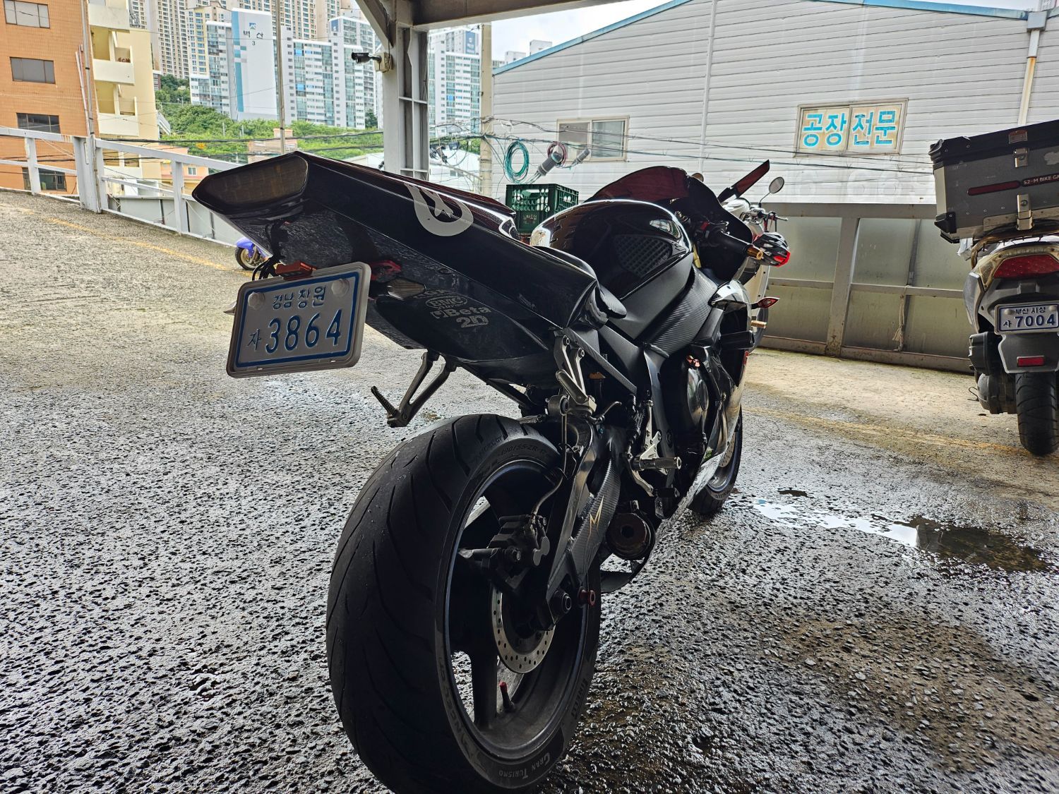 야마하 YZF R1 2002 블랙 사진 4