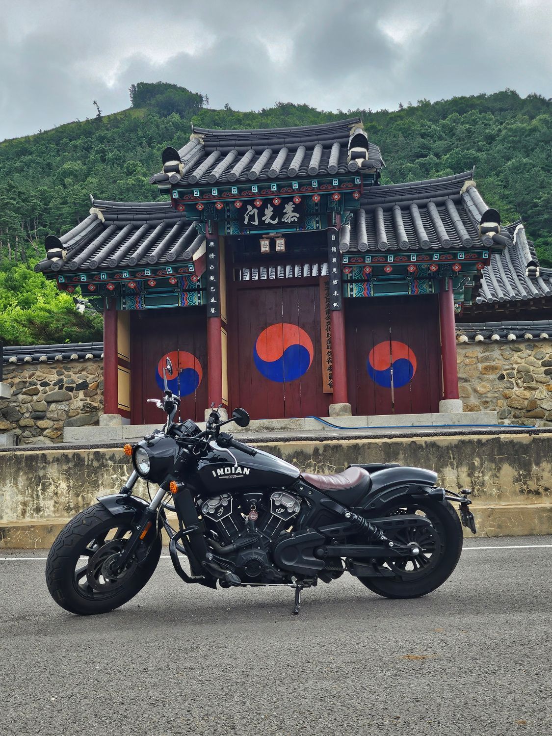 인디언모터사이클 스카우트 바버 2018 블랙 사진 1