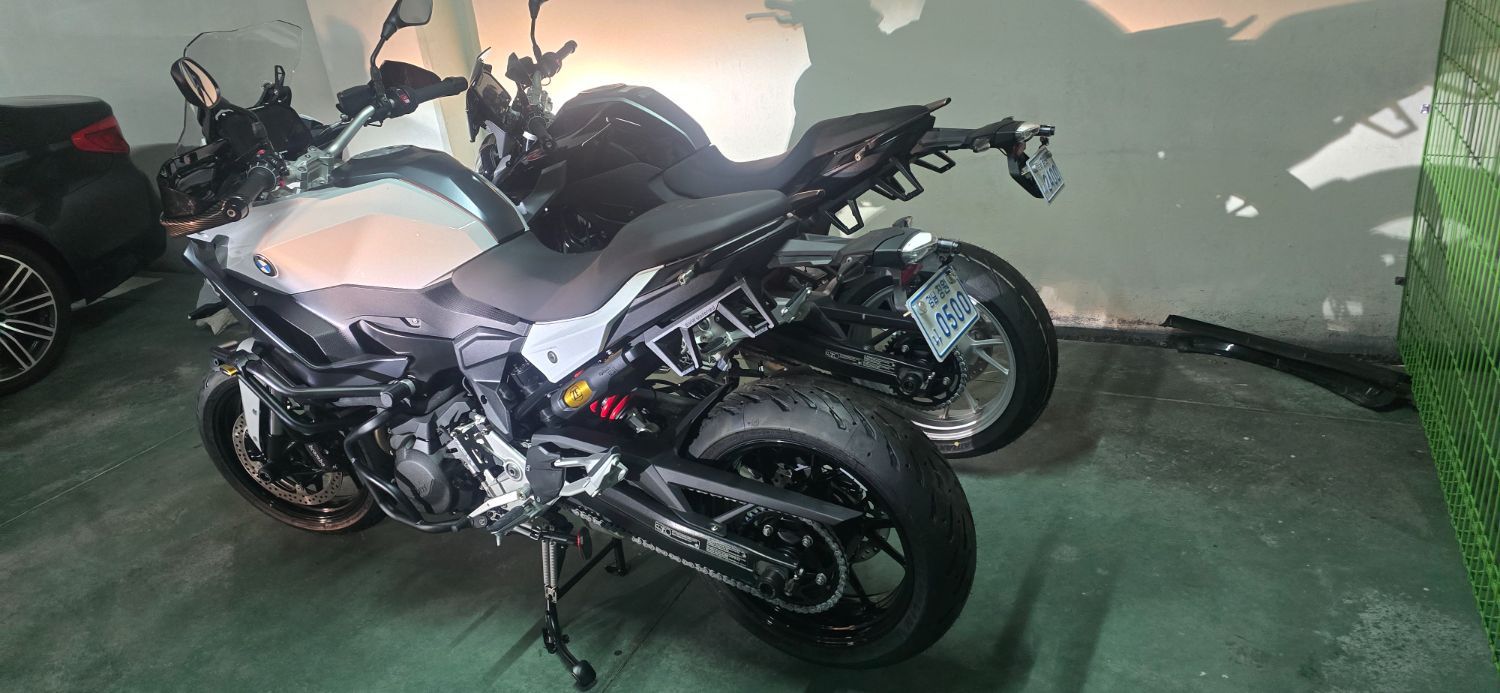 BMW F 900 XR 2024 건메탈 사진 7