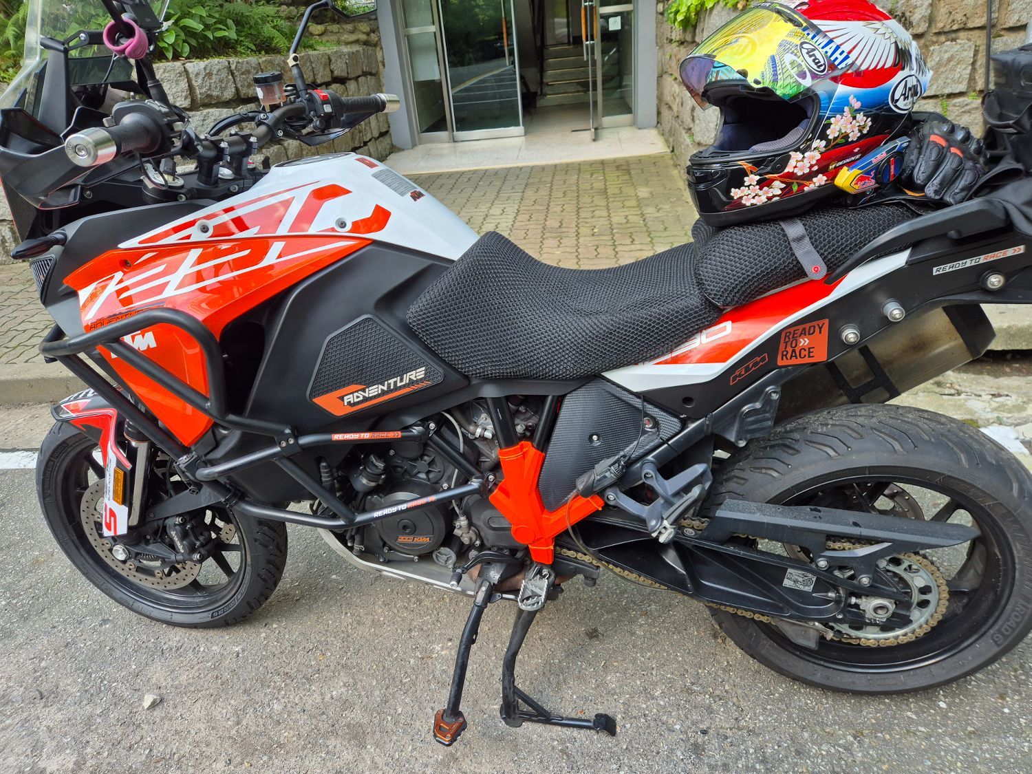 KTM 1290 슈퍼 어드벤처 S 2017 오렌지 사진 2