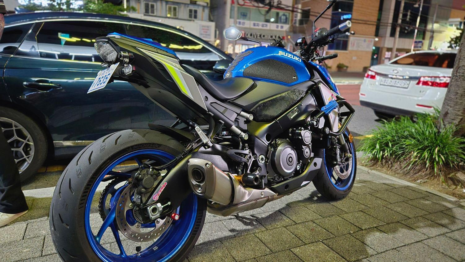 스즈키 GSX S 1000 thumb 2