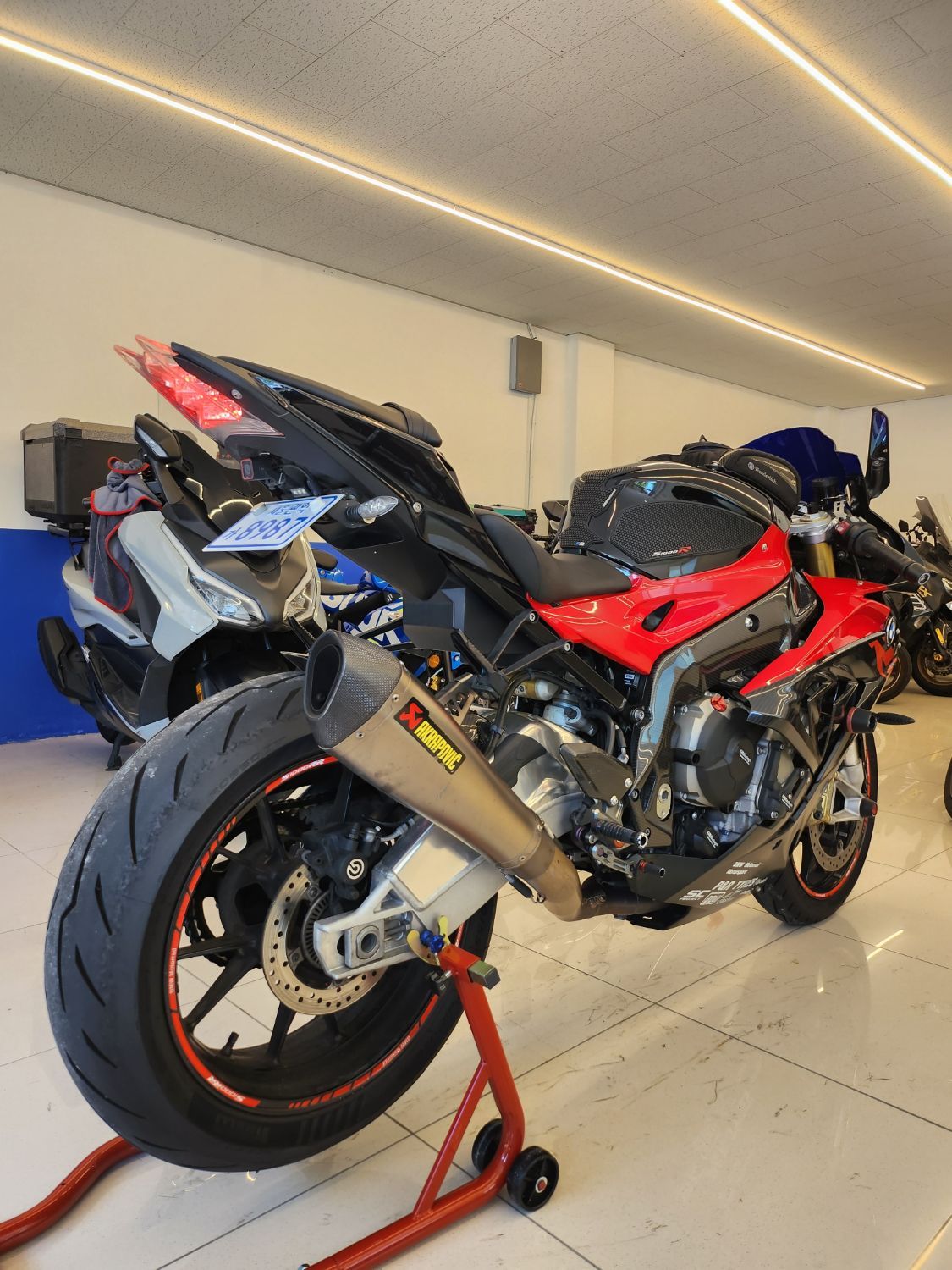 BMW S 1000 RR 2017 블랙 사진 4