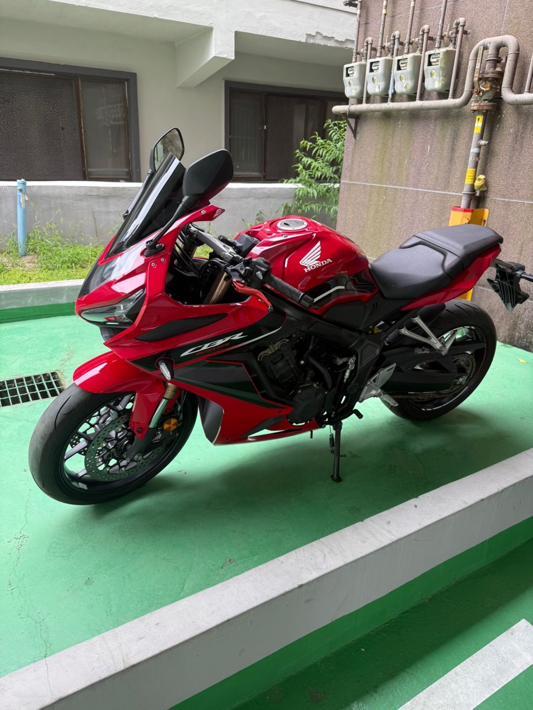 혼다 CBR 650 R 2022 레드 사진 2