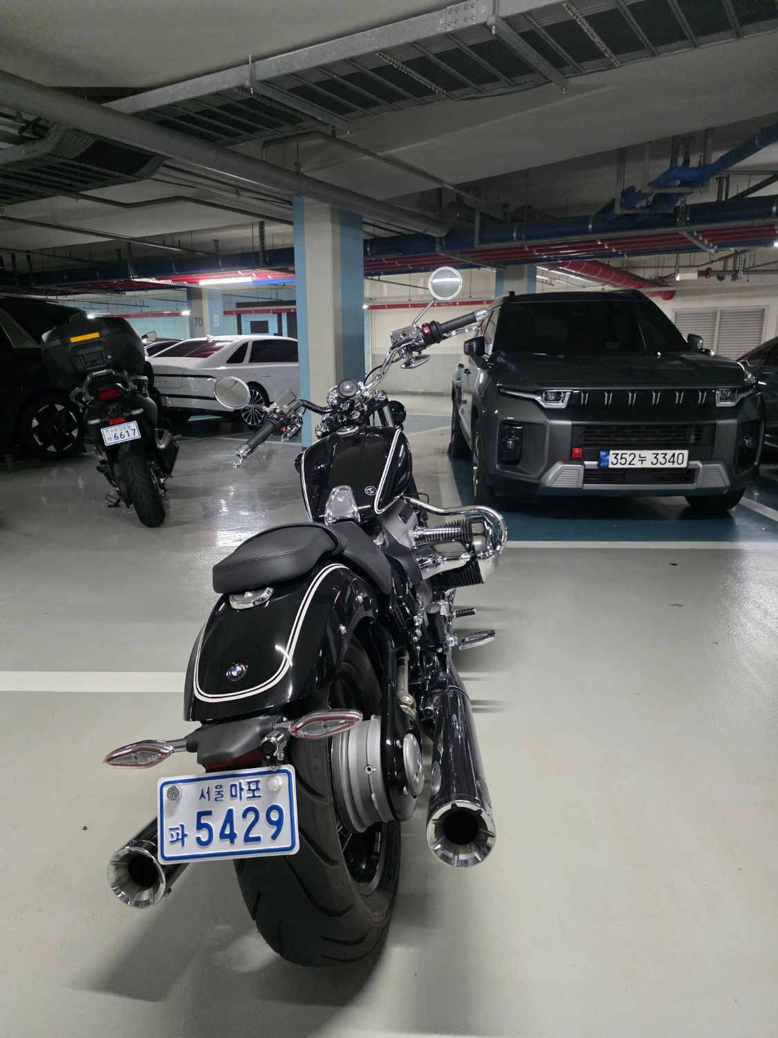 BMW R 18 2021 건메탈 사진 8