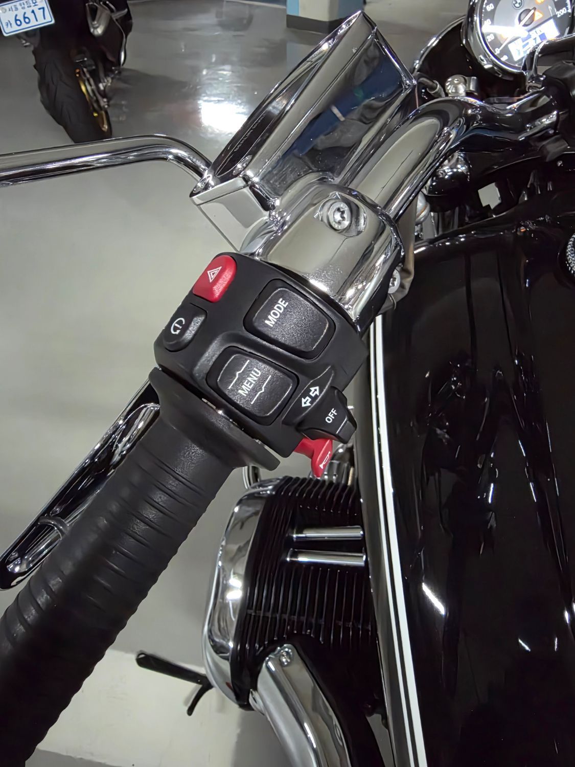 BMW R 18 2021 건메탈 사진 3
