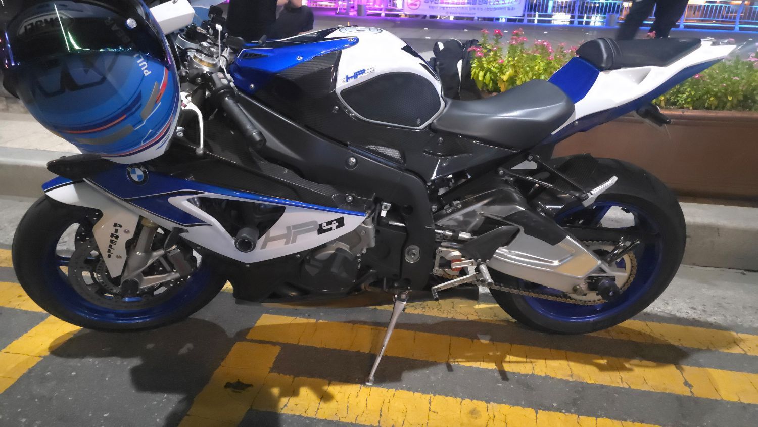 BMW HP4 컴피티션 2014 화이트 사진 2