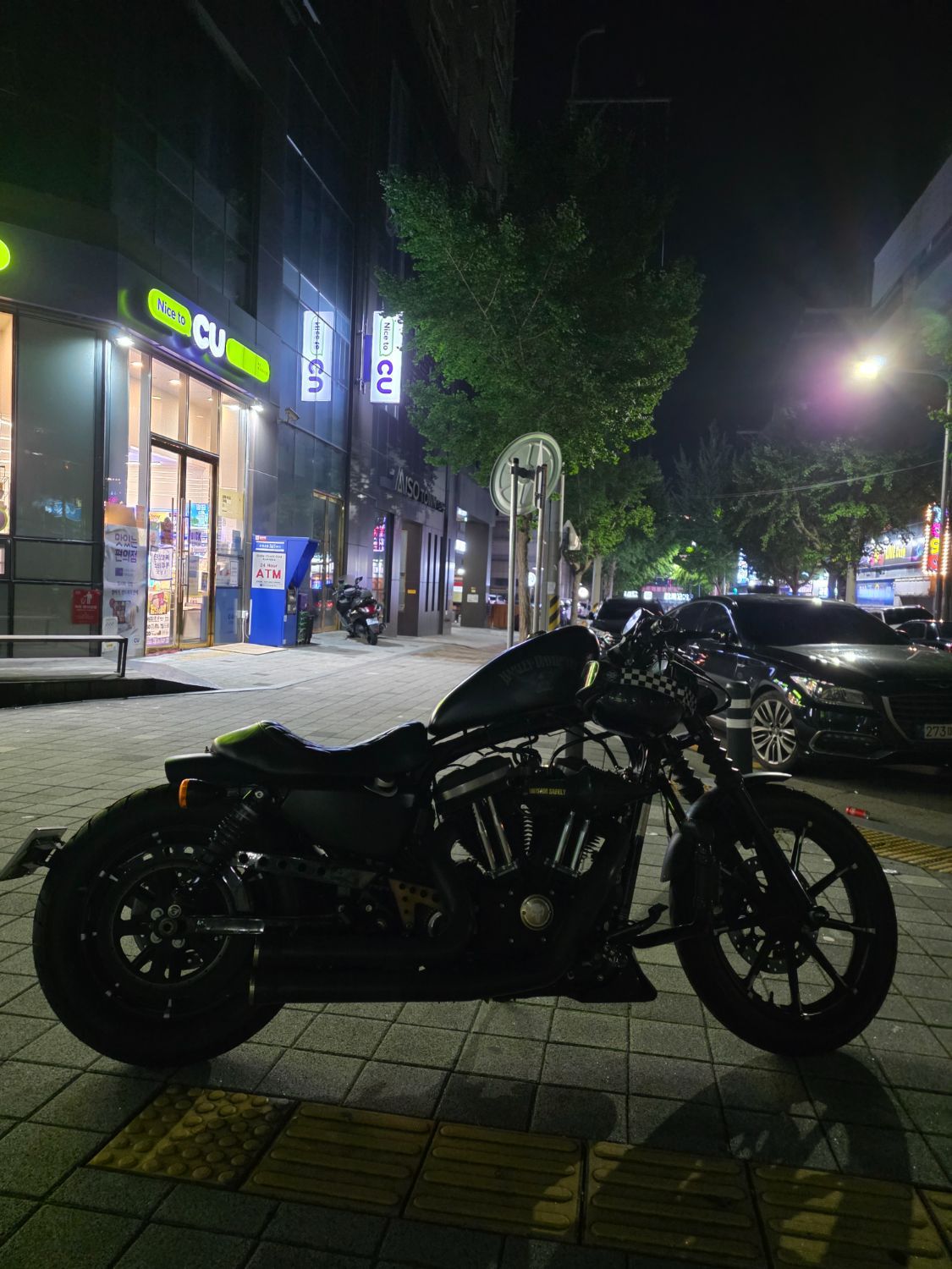 할리데이비슨 아이언 883 2017 블랙 사진 2