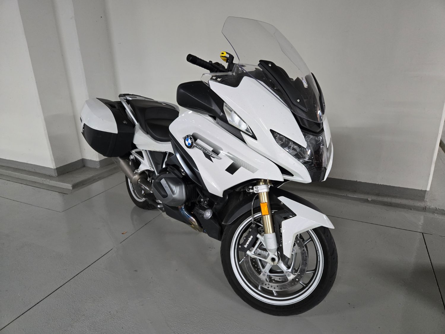BMW R 1250 RT 2024 화이트 사진 1