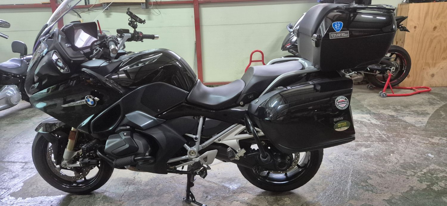 BMW R 1250 RT 2022 블랙 사진 2