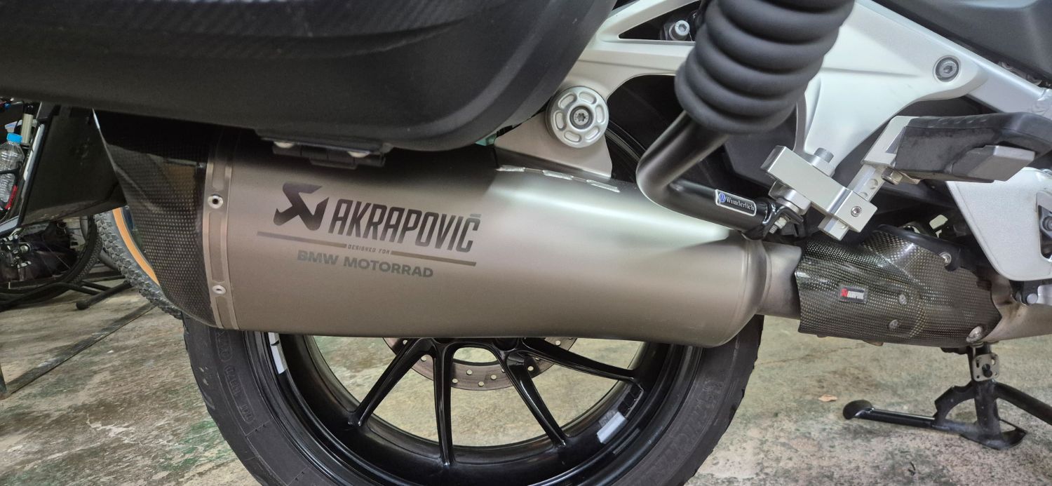 BMW R 1250 RT 2022 블랙 사진 8