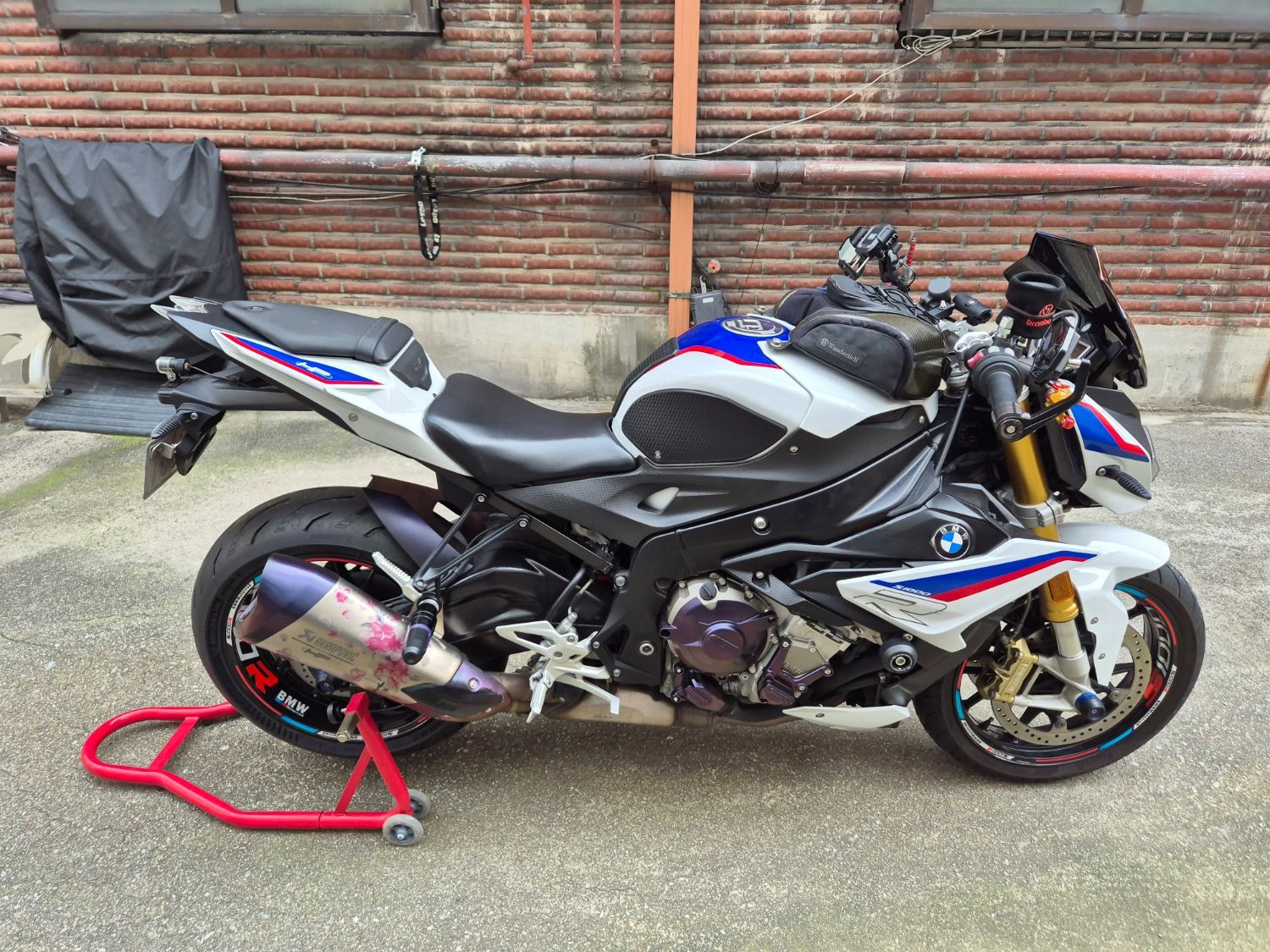 BMW S 1000 R 2019 화이트 사진 1