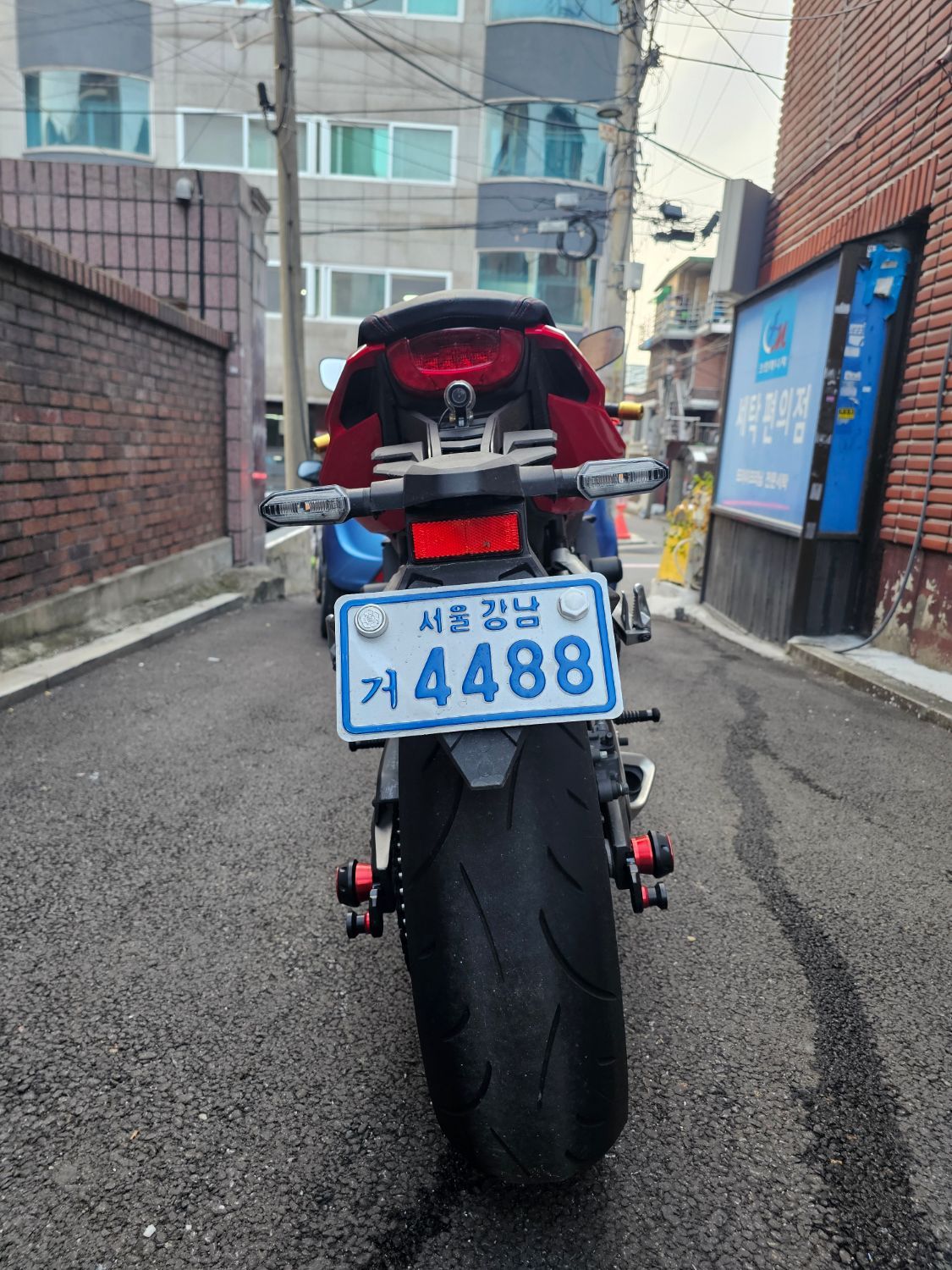 혼다 CBR 650 R 2023 레드 사진 4