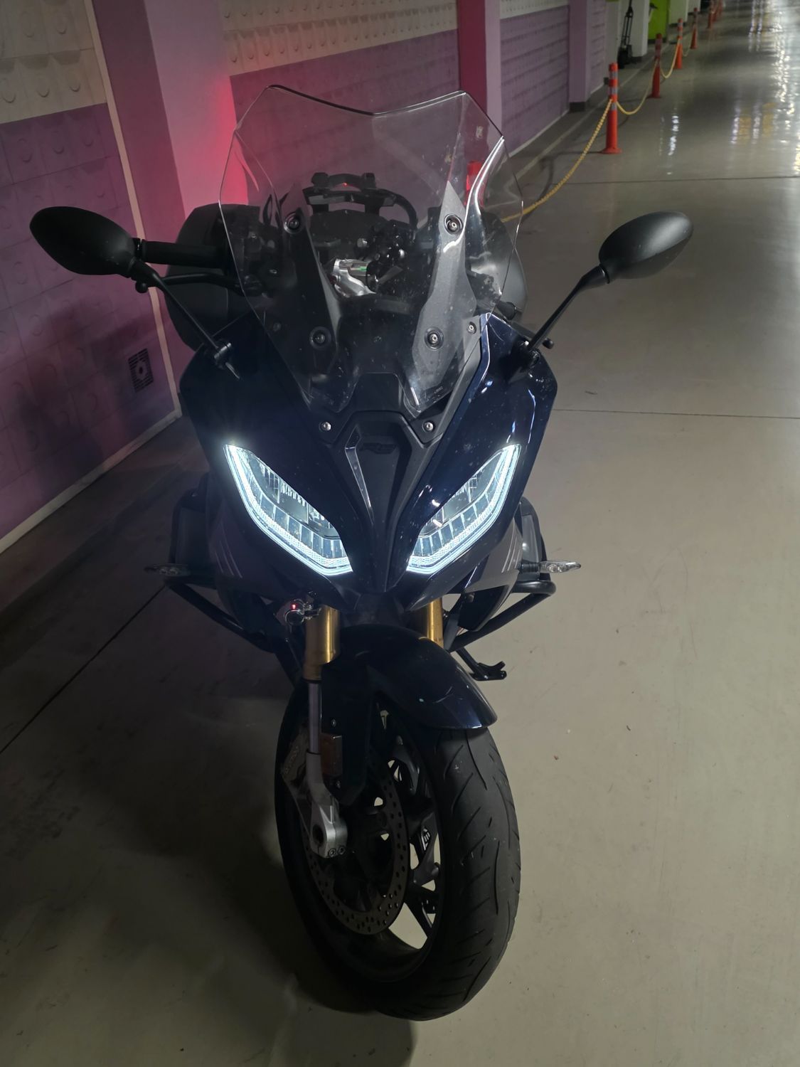 BMW R 1250 RS 2022 실버 사진 3