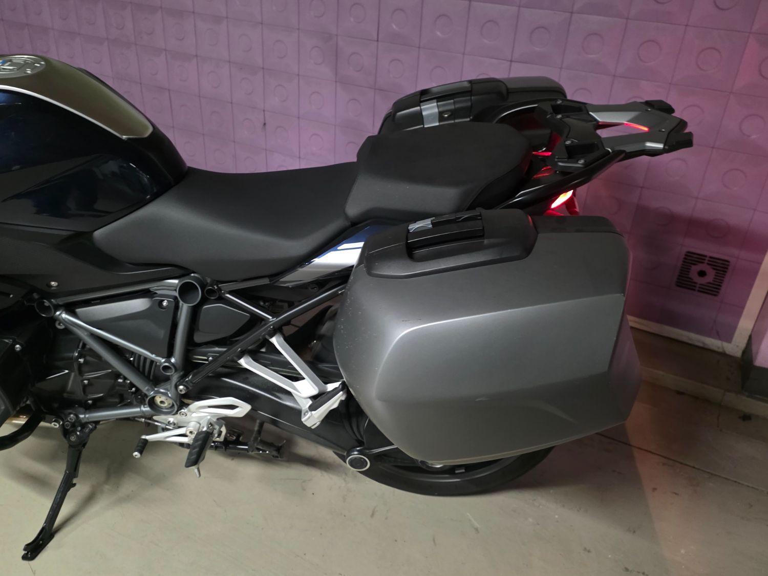 BMW R 1250 RS 2022 실버 사진 1