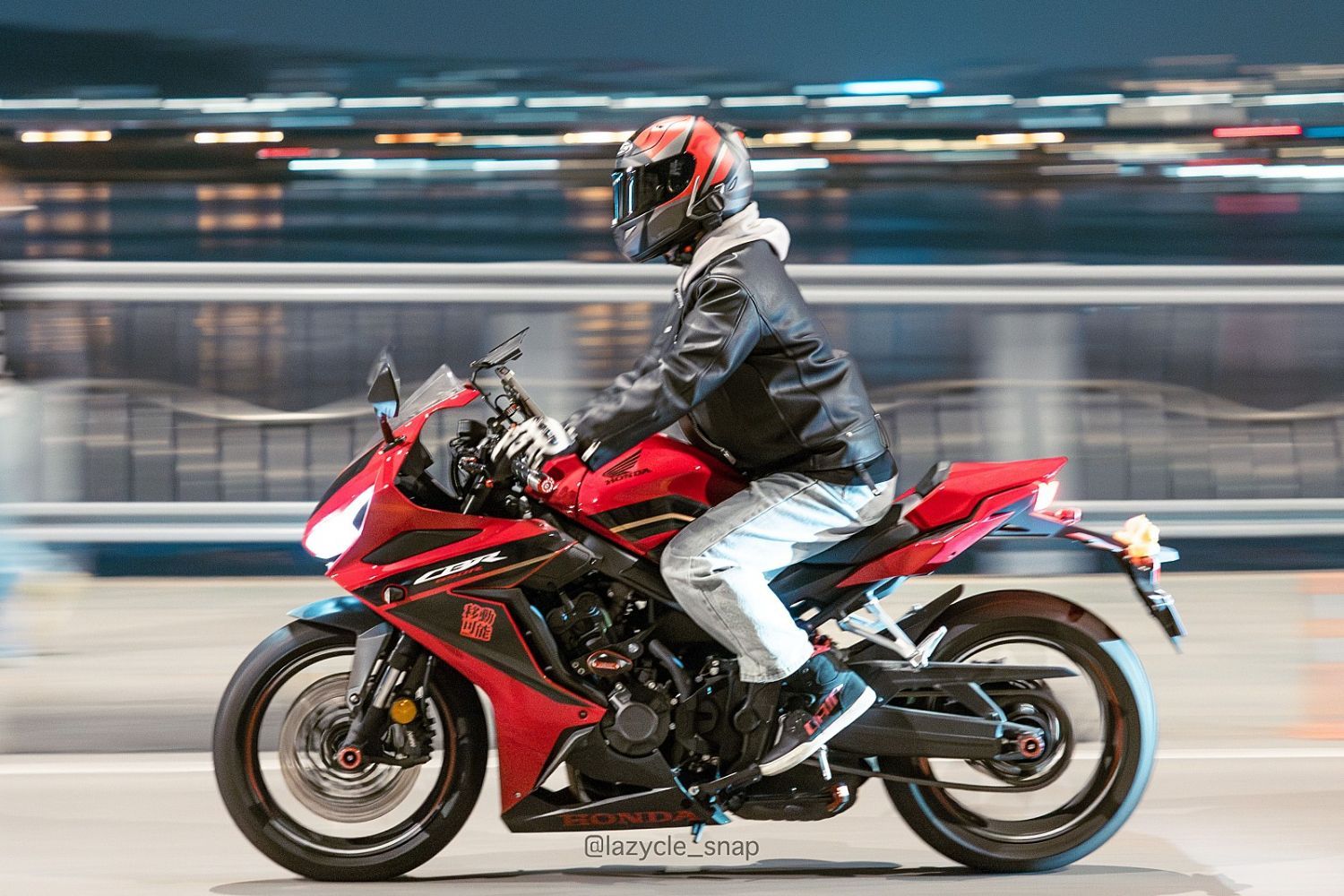 혼다 CBR 650 R 2023 사진 4