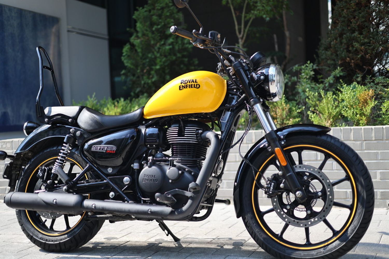 로얄엔필드 메테오 350 thumb 2