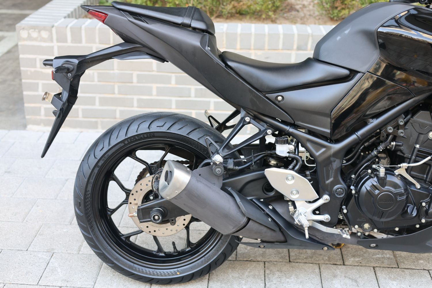 야마하 MT 03 more