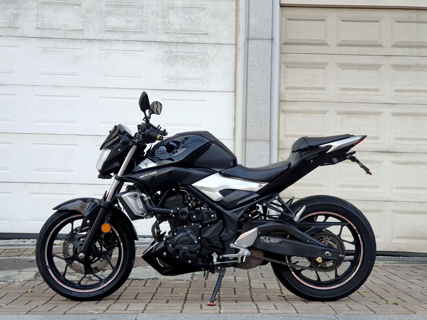 야마하 MT 03 thumb 2