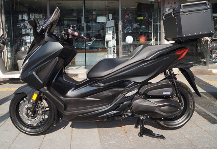 혼다 포르자 350 thumb 2