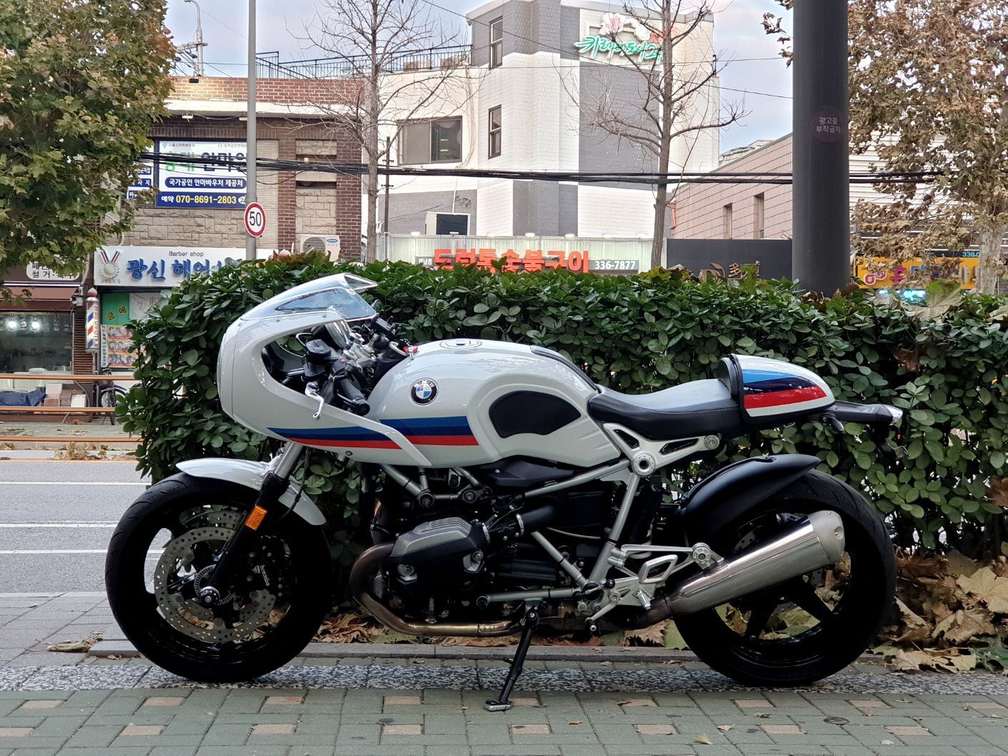 BMW R nine T 레이서 thumb 2