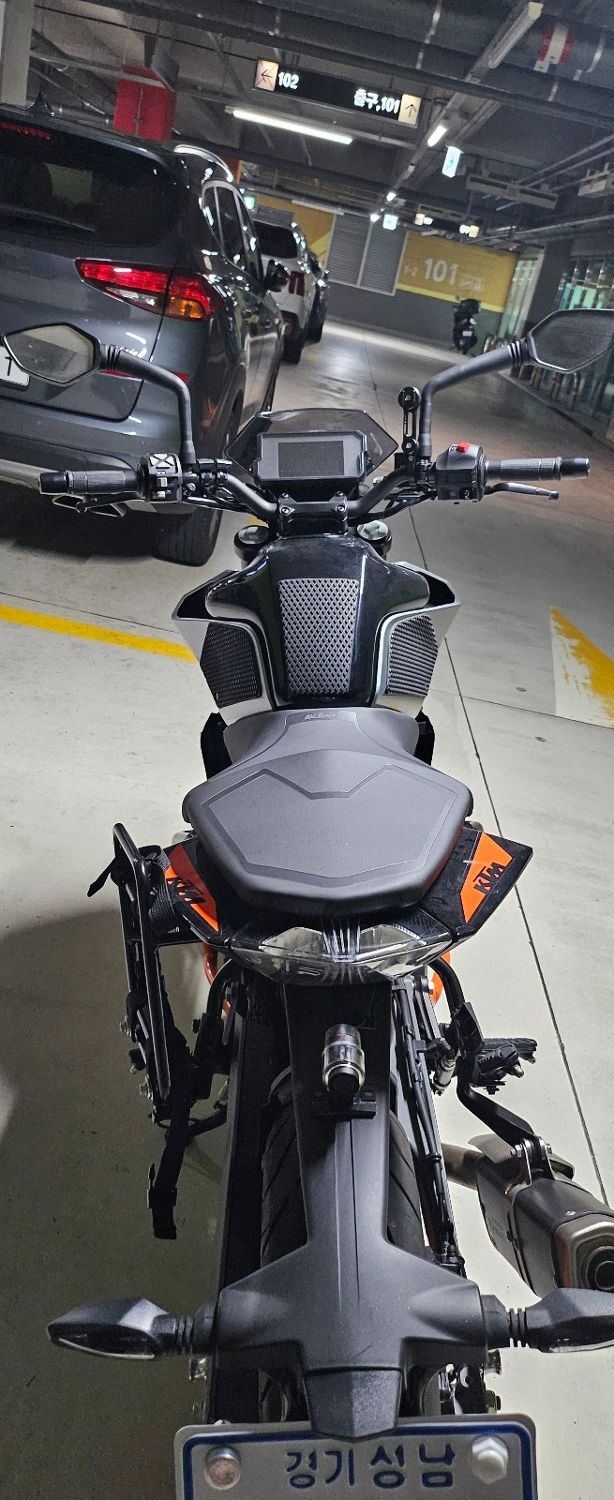 KTM 390 듀크 thumb 2