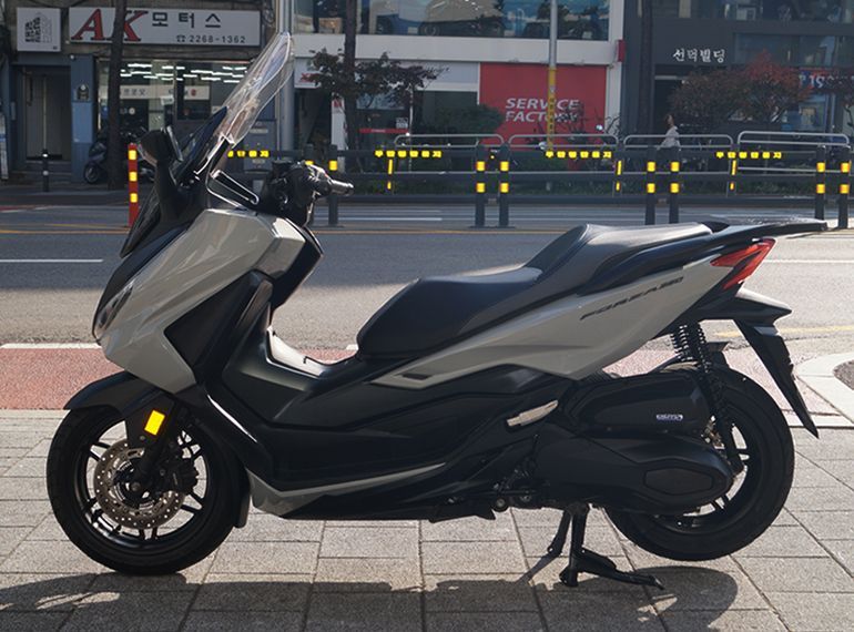 혼다 포르자 350 thumb 2