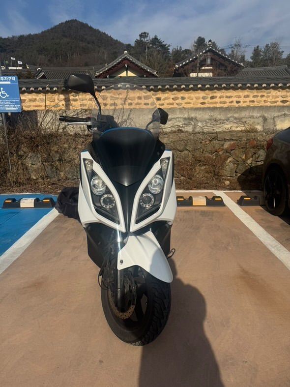 킴코 다운타운 125 i main