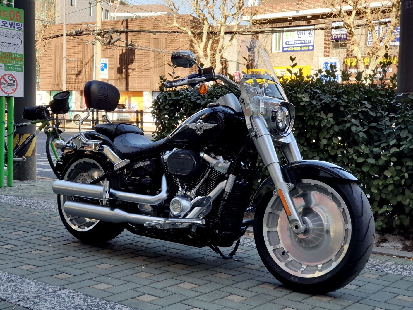 할리데이비슨 팻보이 114 more