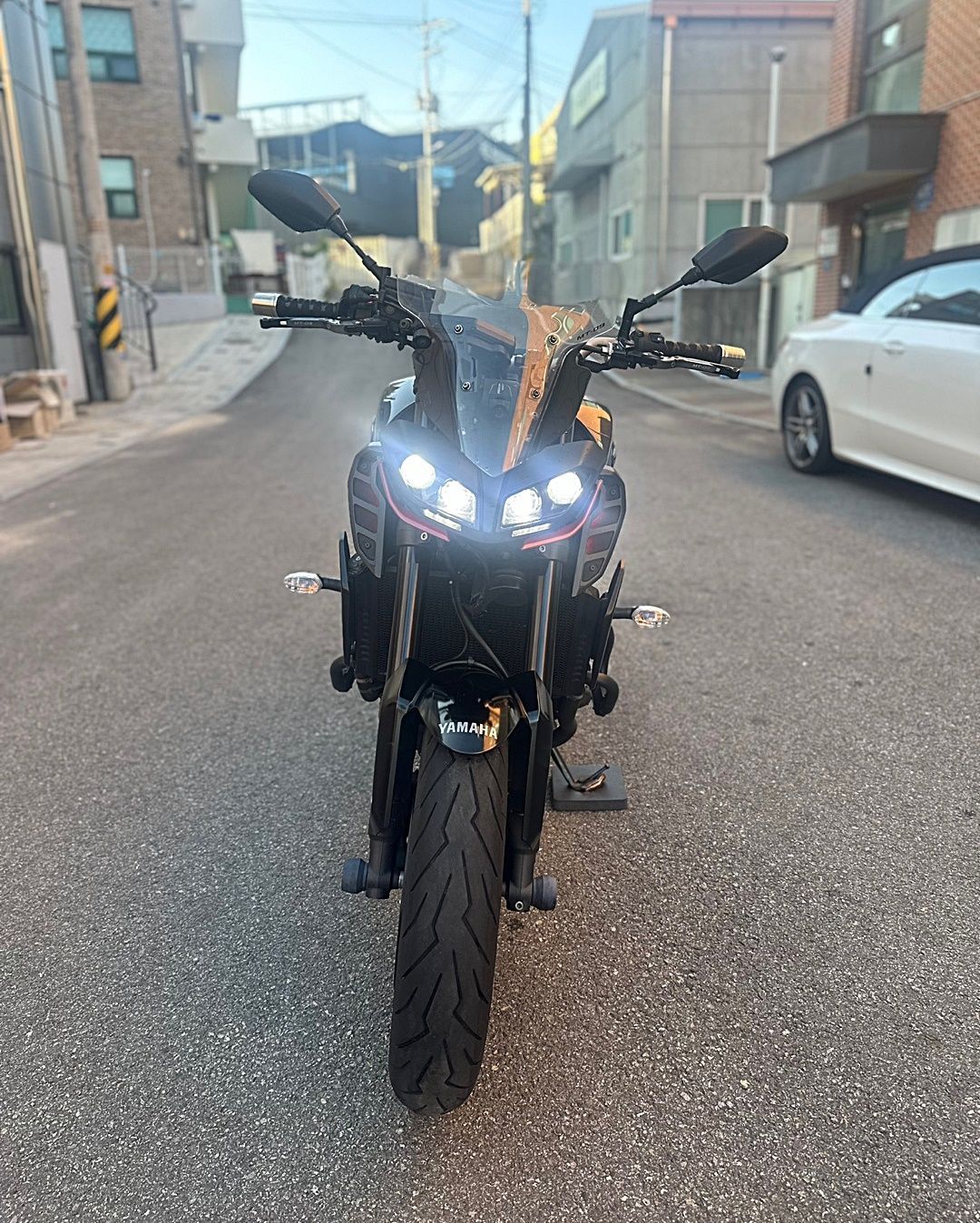 야마하 MT 09 more