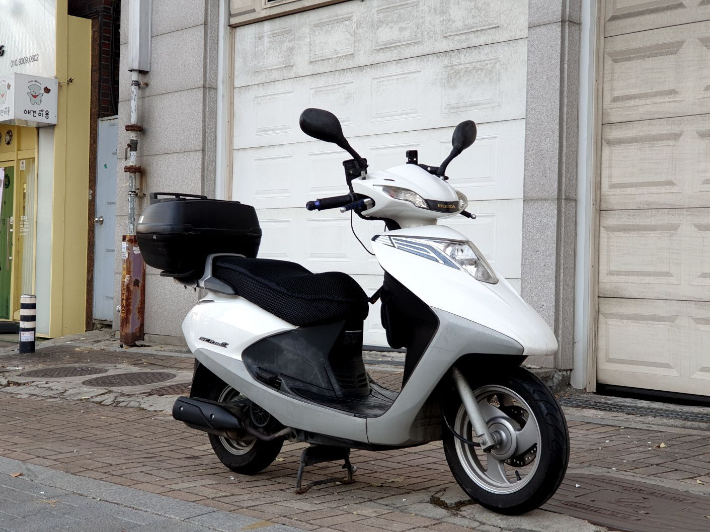 혼다 SCR 110 α more