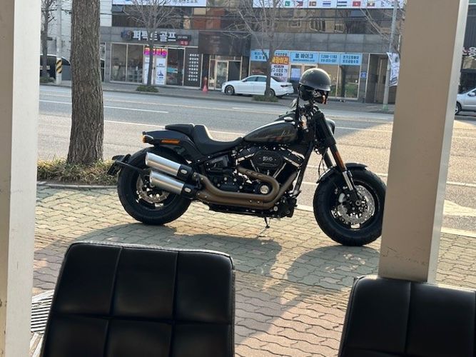 할리데이비슨 팻밥 114 2022 블랙 사진 4