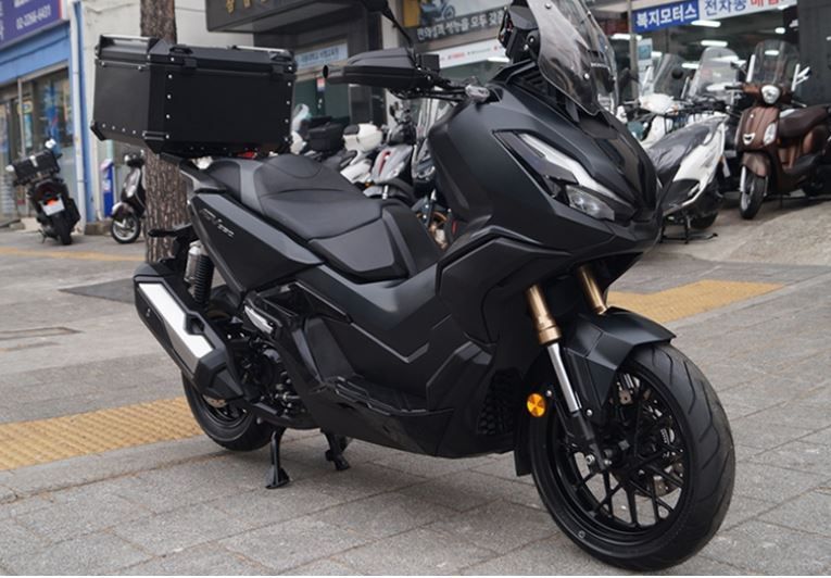 혼다 ADV 350 more