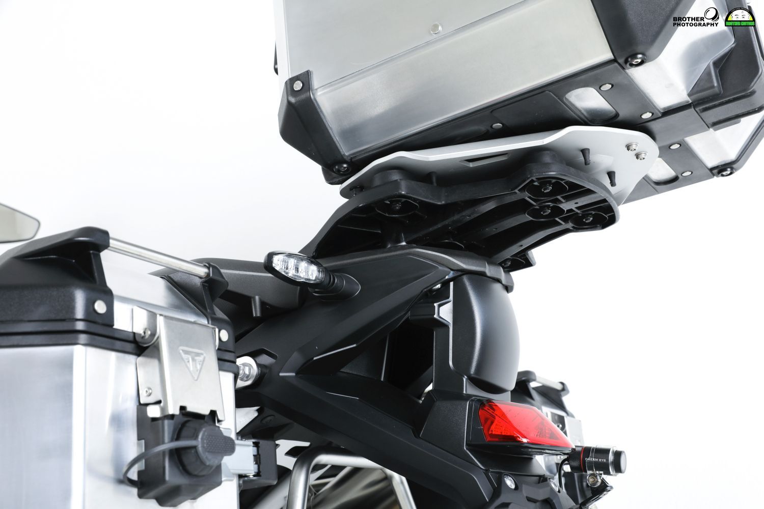 트라이엄프 타이거 1200 랠리 익스플로어 more