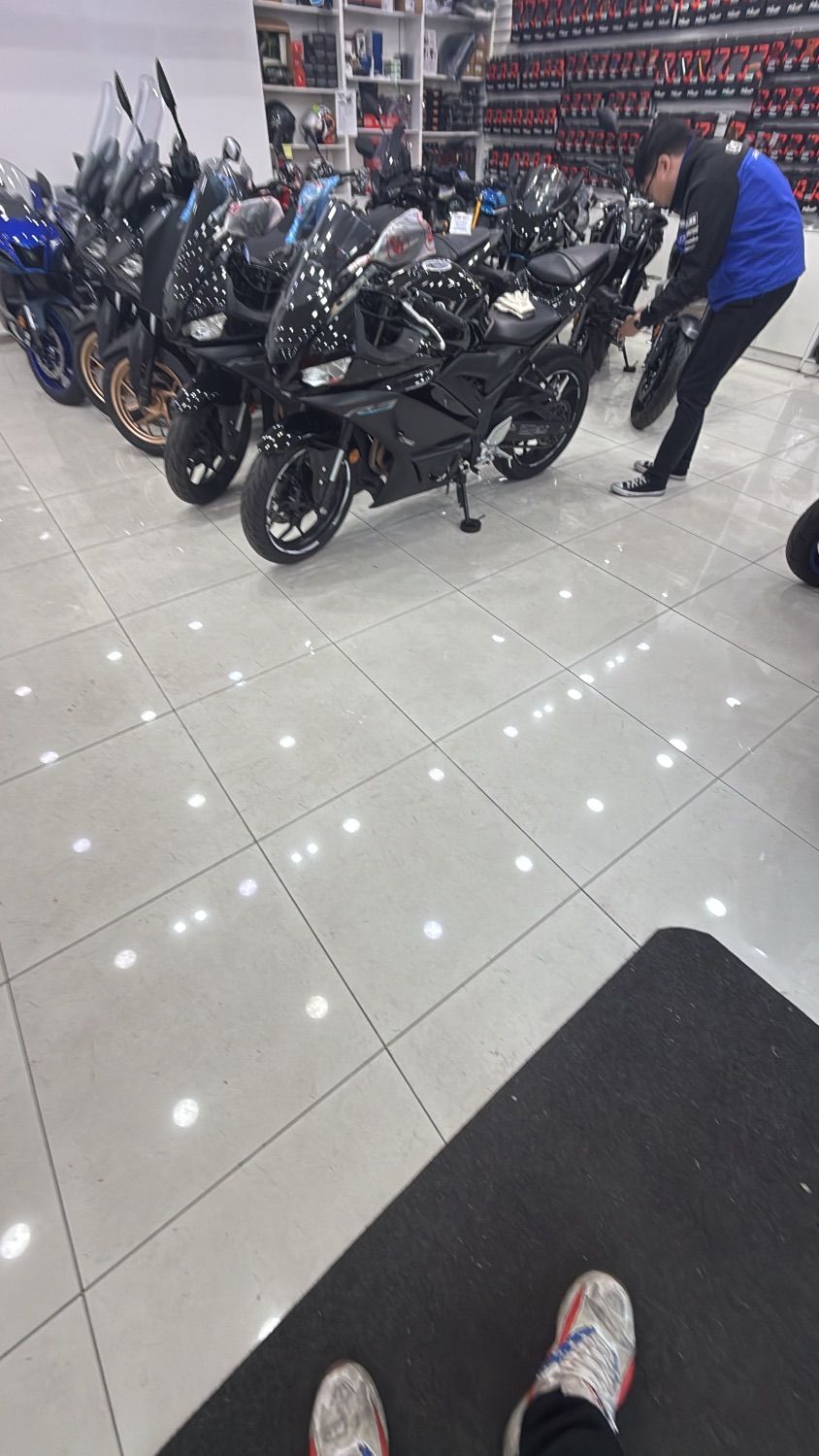 야마하 YZF R3 more