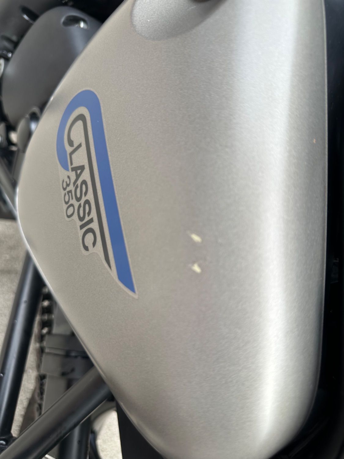 로얄엔필드 클래식 350 more