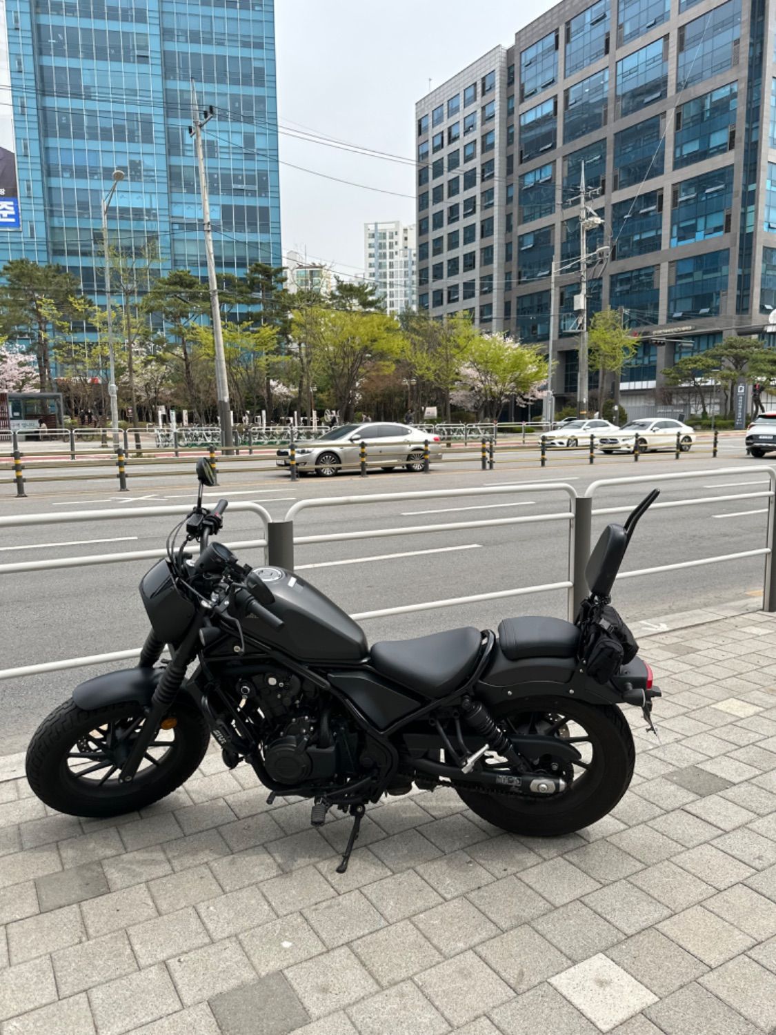 혼다 레블 500 more