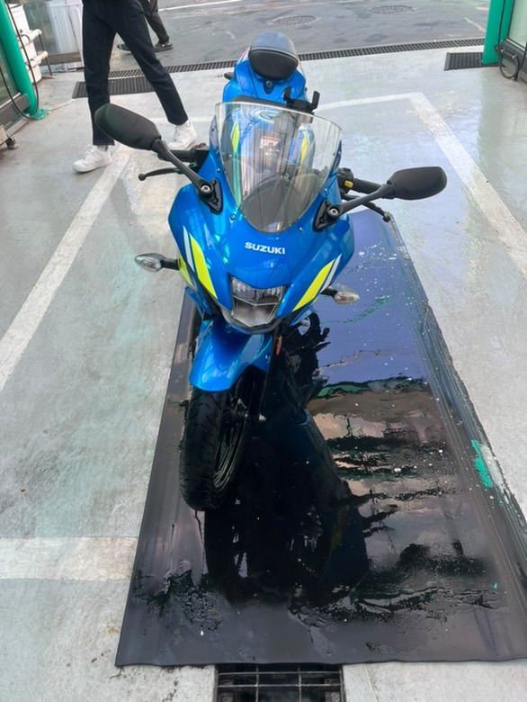 스즈키 GSX R 125 ABS thumb 2