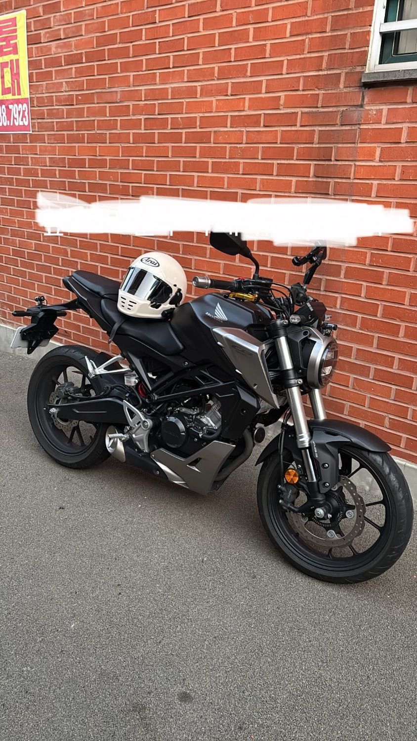 혼다 CB 125 R thumb 2