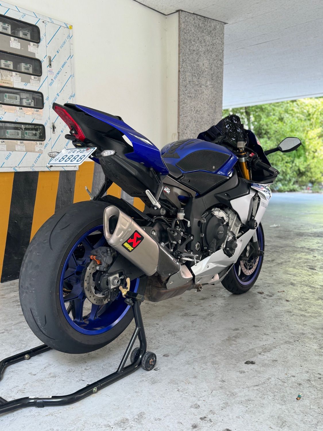 야마하 YZF R1 main