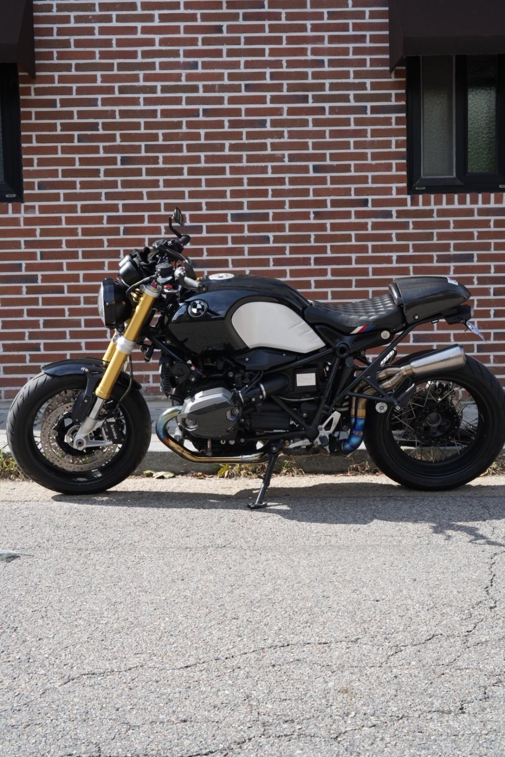 BMW R nine T 2018 블랙 사진 3