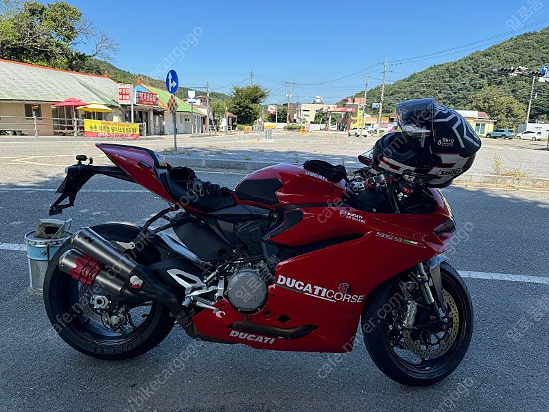 두카티 959 파니갈레 thumb 2