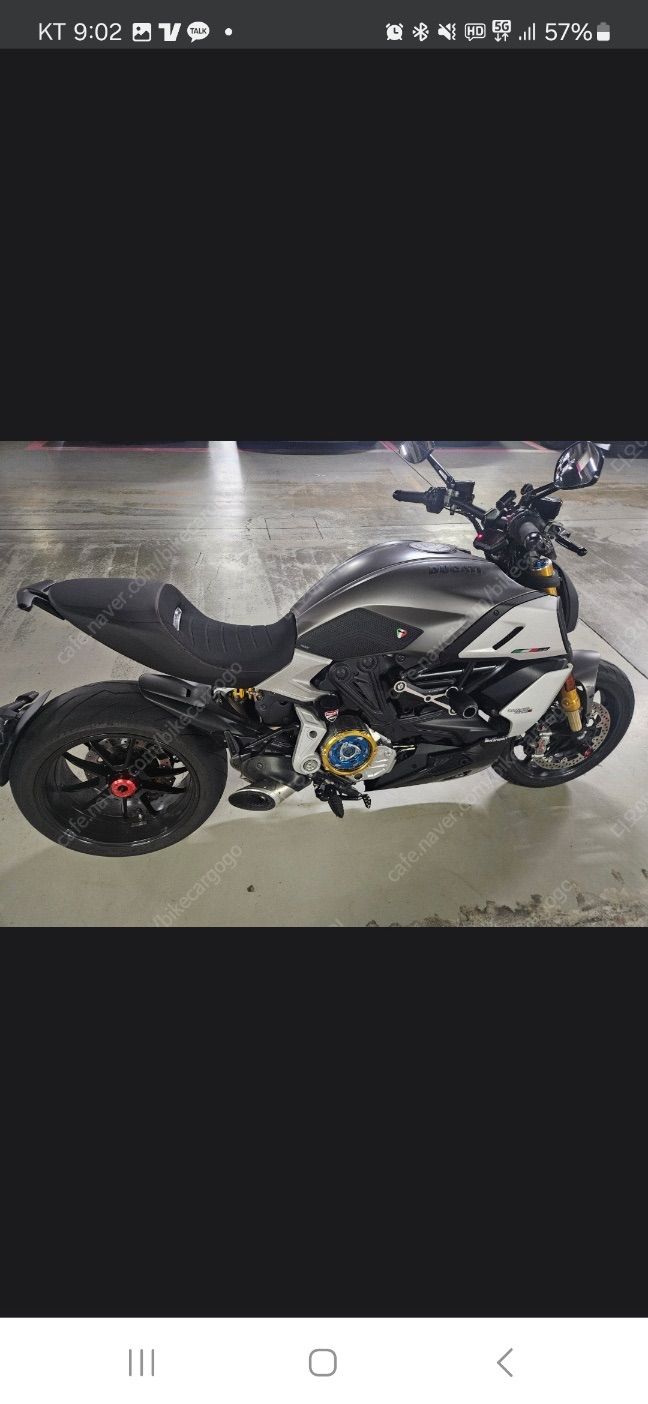 두카티 디아벨 1260 S 2020 건메탈 사진 3