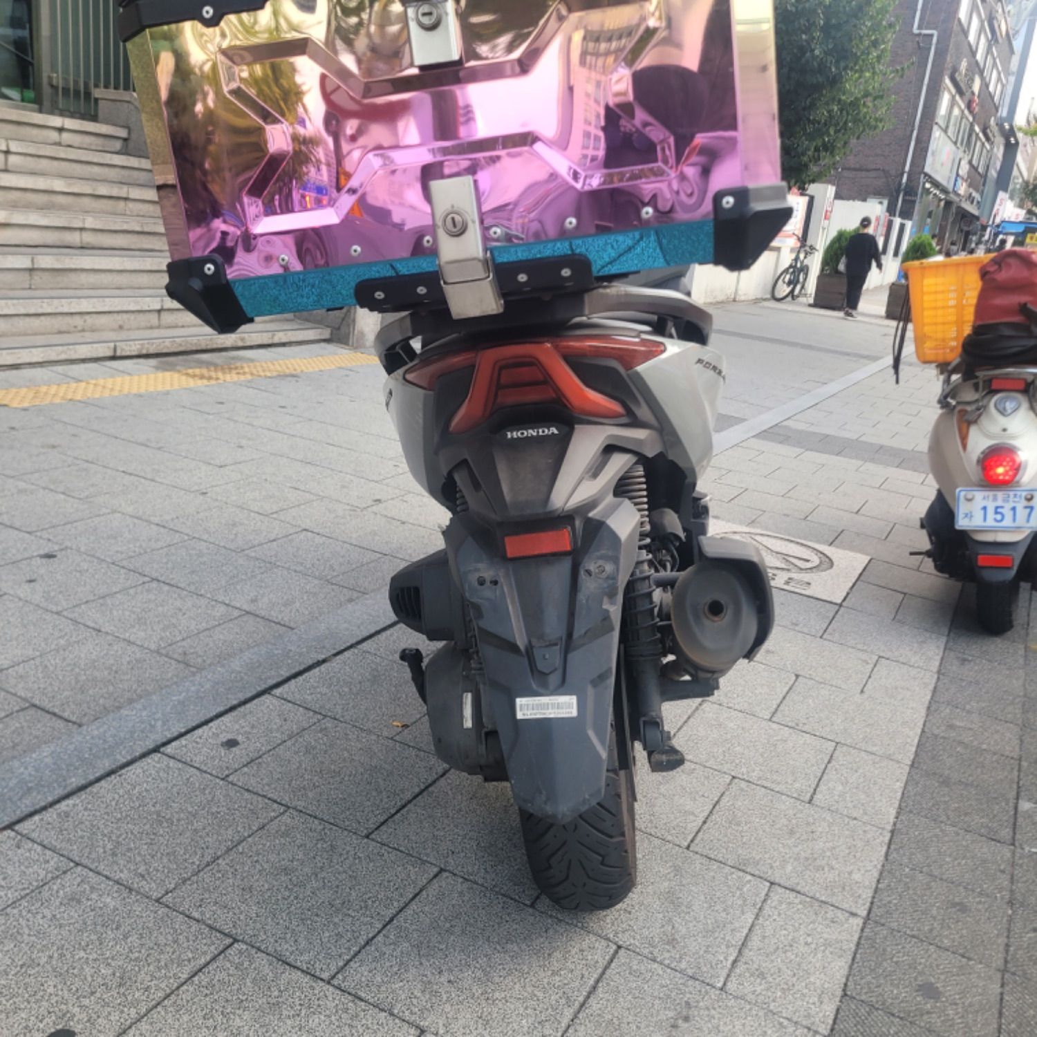 혼다 포르자 350 main