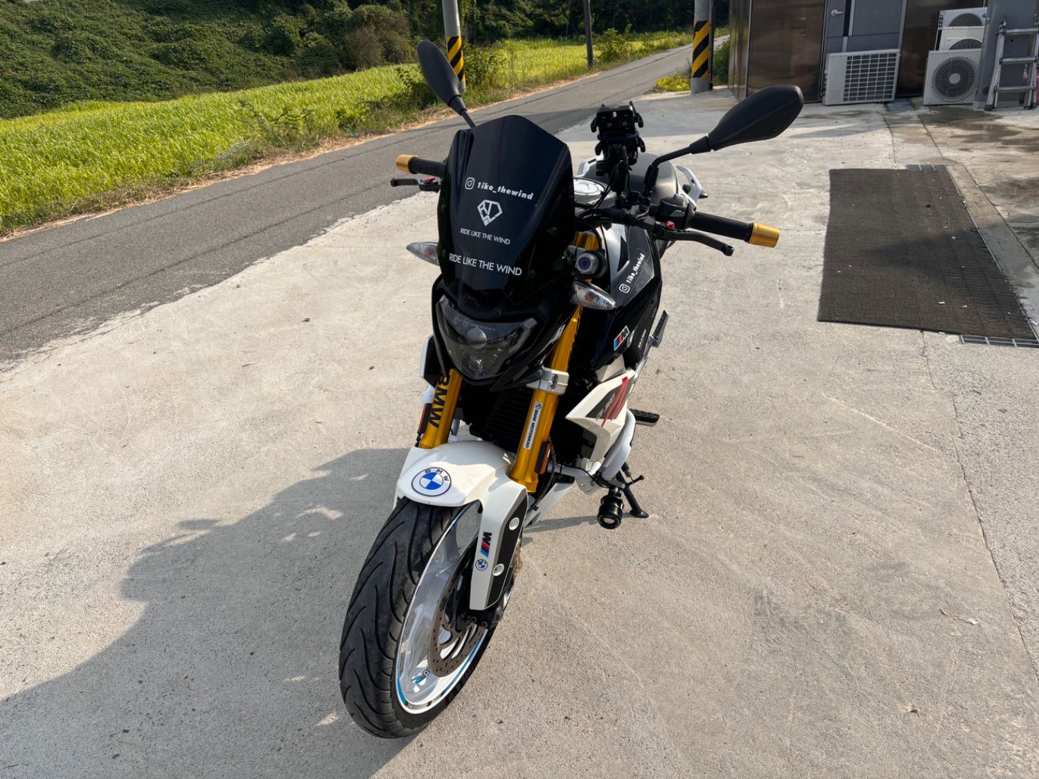 BMW G 310 R thumb 2