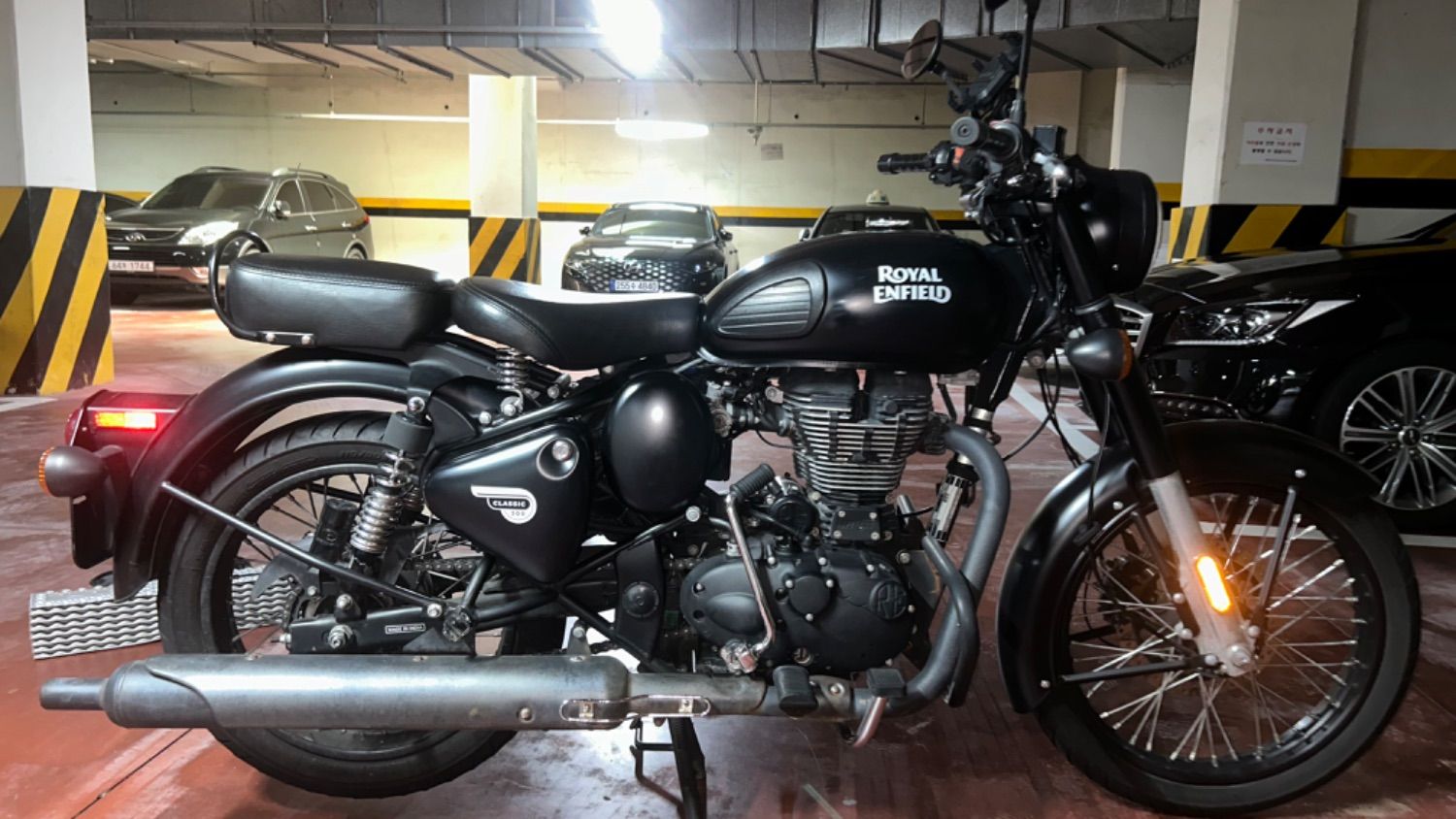 로얄엔필드 클래식 500 EFI thumb 2