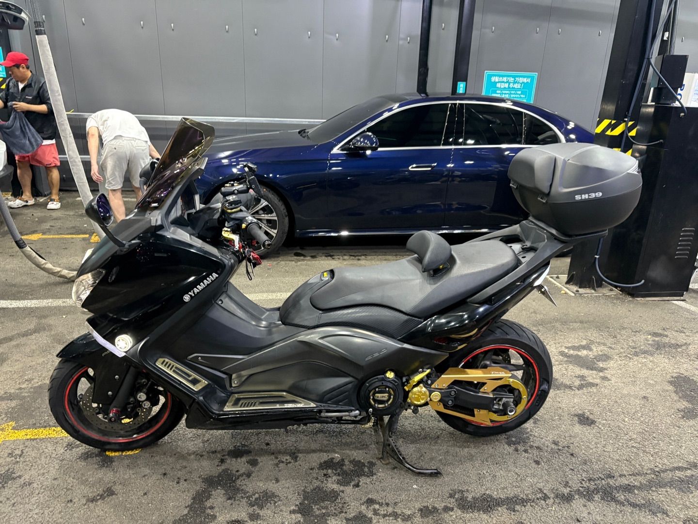 야마하 TMAX 530 more