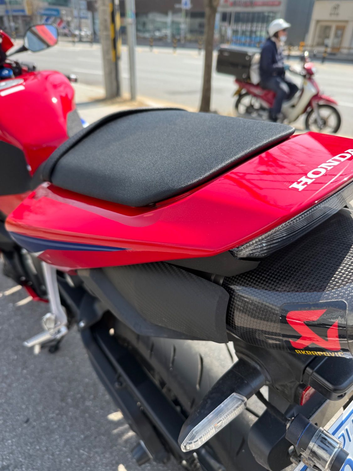 혼다 CBR 600 RR 2025 레드 사진 2