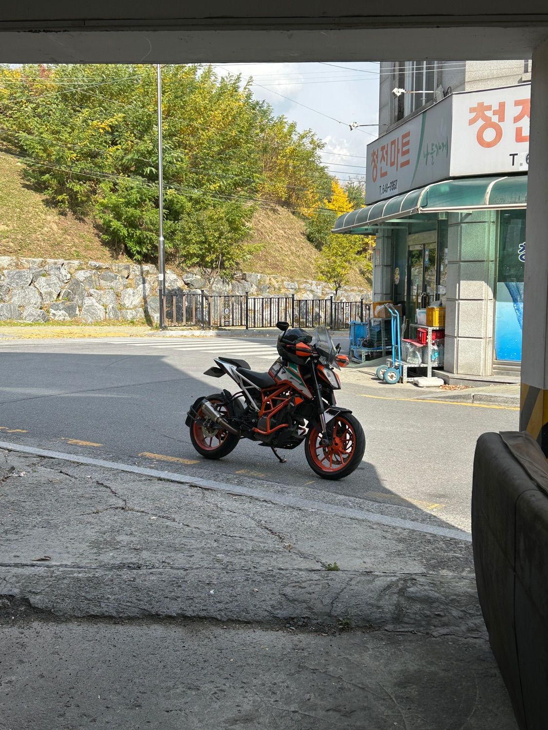 KTM 390 듀크 thumb 2